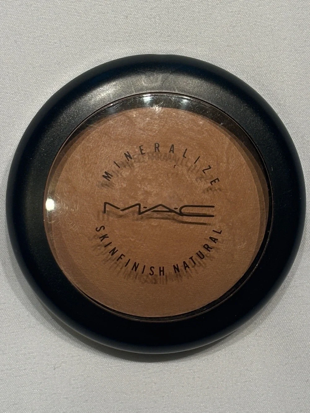 MAC Cosmetics  “Medium Dark” Mineralize Skinfinish-NWOB
